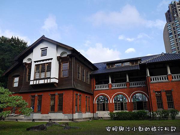 北投溫泉博物館,地熱谷,溫泉區,羅馬風格大浴池,北投石,北投圖書館,硫磺煙霧,台北,北投,溫泉博物館,溫泉,泡湯,地獄谷,鬼湖,鐳石,綠建築,捷運,公園,古蹟