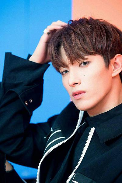 FB_IMG_1511296714557_mh1511297019127.jpg2128656800