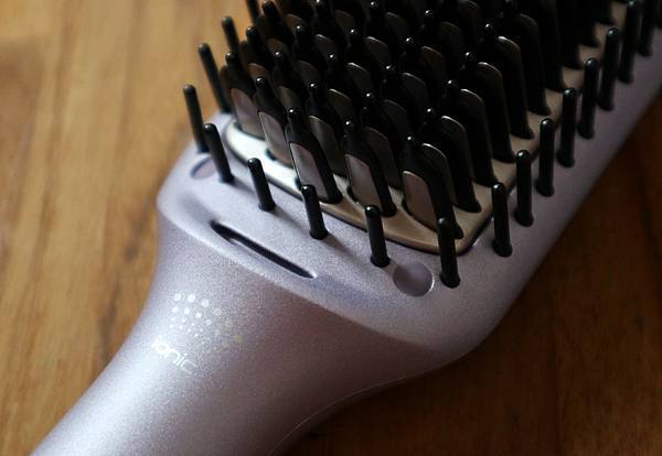 MUNICHI 沐尼黑 溫控直髮梳 ION負離子 直捲兩用 MCH陶瓷防燙梳齒 適合手殘黨的美髮造型工具