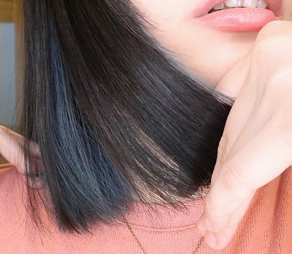 MUNICHI 沐尼黑 溫控直髮梳 ION負離子 直捲兩用 MCH陶瓷防燙梳齒 適合手殘黨的美髮造型工具