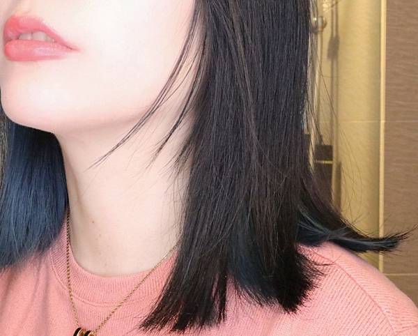 MUNICHI 沐尼黑 溫控直髮梳 ION負離子 直捲兩用 MCH陶瓷防燙梳齒 適合手殘黨的美髮造型工具