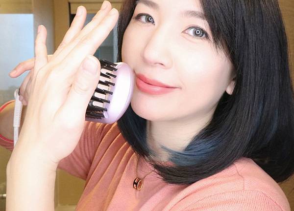 MUNICHI 沐尼黑 溫控直髮梳 ION負離子 直捲兩用 MCH陶瓷防燙梳齒 適合手殘黨的美髮造型工具