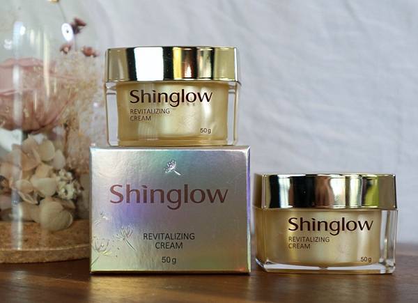 ♡開箱文/體驗文/分享♡SHINGLOW 昕荋睿駐顏霜 ♡開箱文/體驗文/分享♡SHINGLOW 昕荋睿駐顏霜