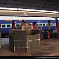336印度_卡鳩拉合ORCHHA火車站.JPG