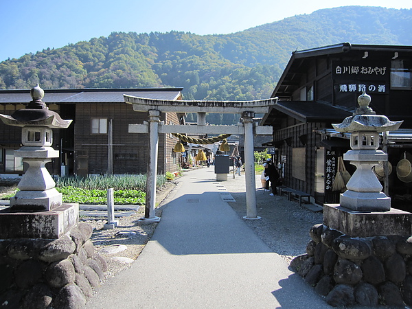 0136白川鄉_秋葉神社.JPG