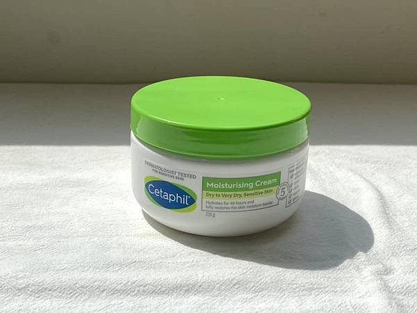 敏弱肌推薦【舒特膚】、長效潤膚乳、長效潤膚霜、持久保濕、、配