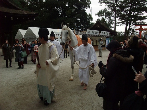 白馬奏覧神事