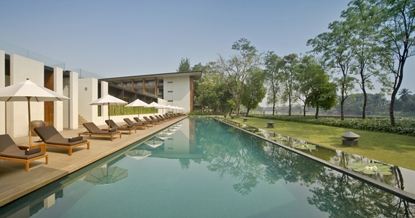 Anantara Chiang Mai Pool.jpg Anantara Chiang Mai Pool.jpg