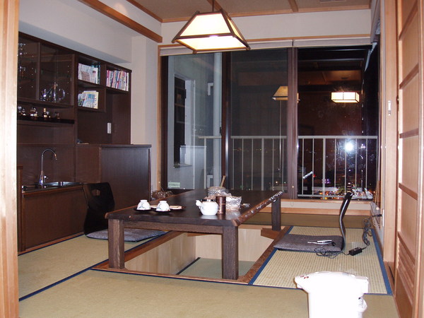 第二天的日本百選溫泉旅館 總統級八人房 5