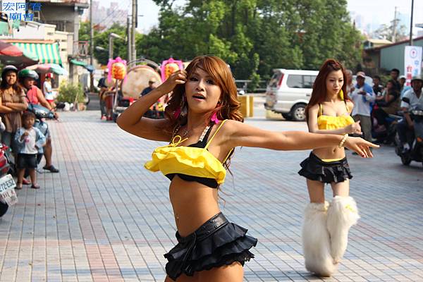 壬辰年八月二十二日高邑左營龍尹堂往高雄三鳳宮進香回駕繞境大典搖滾辣妹_13