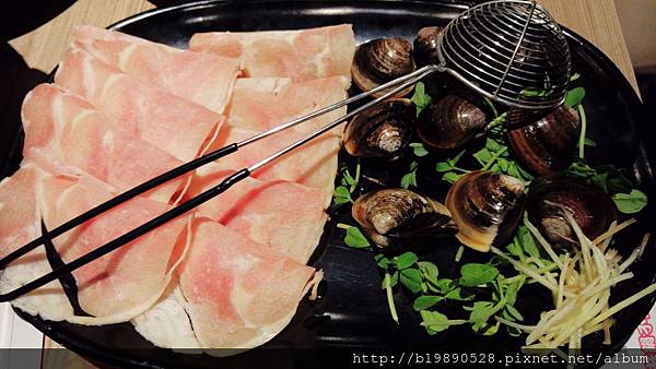 2016032317 2016032317