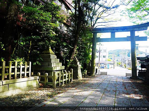 京阪奈自由行 京都東天王岡崎神社 兔子神社 保證生子 非常靈驗 兔子神求子 熊寶小榆の旅遊日記