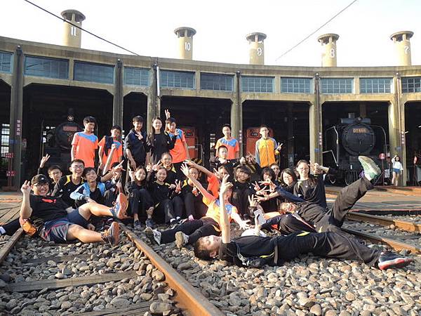 105-12-10 1944.jpg 105-12-10 1944.jpg