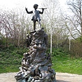 彼得潘雕像