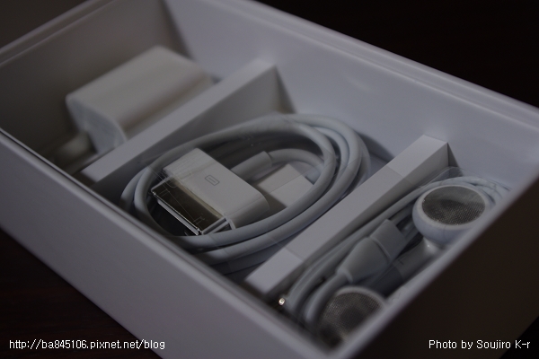 IPhone 4S．開箱照 (10).jpg