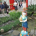 101205．2010台北花博-04．美術館區．寰宇庭園 (14).jpg