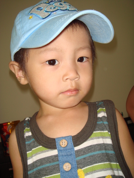 LOUIE-2.jpg LOUIE-2.jpg