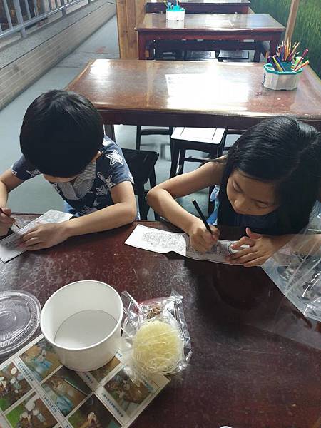 251045.jpg 251045.jpg