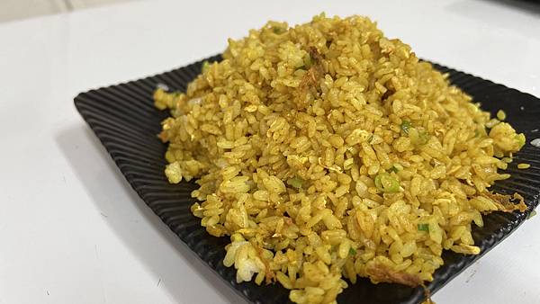 咖哩蛋炒飯1.JPG 咖哩蛋炒飯1.JPG
