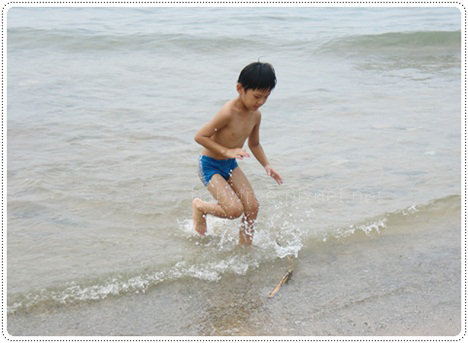 小孩墾丁玩水 小孩墾丁玩水