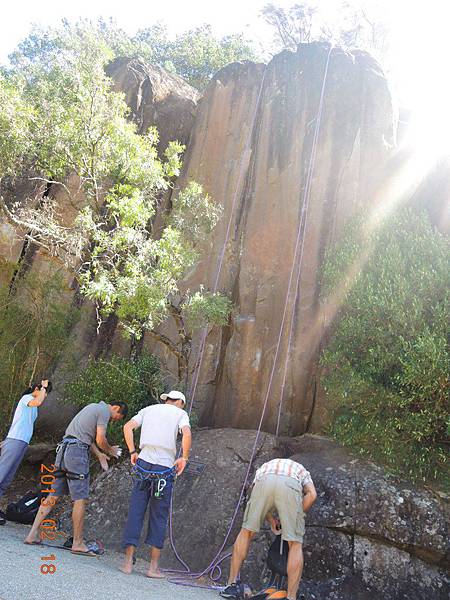 2/18 Cataract Gorge