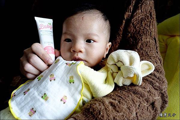 Herbmaze草繹嬰幼兒臉部修護霜 (11).JPG 試用
