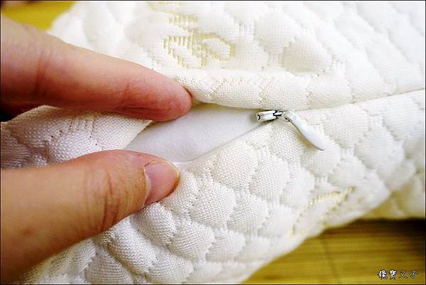 GreySa格蕾莎 哺乳護嬰枕 (6).JPG GreySa格蕾莎 哺乳護嬰枕 (6).JPG