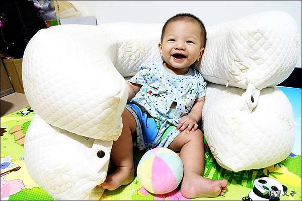 GreySa格蕾莎 哺乳護嬰枕 (16).JPG GreySa格蕾莎 哺乳護嬰枕 (16).JPG