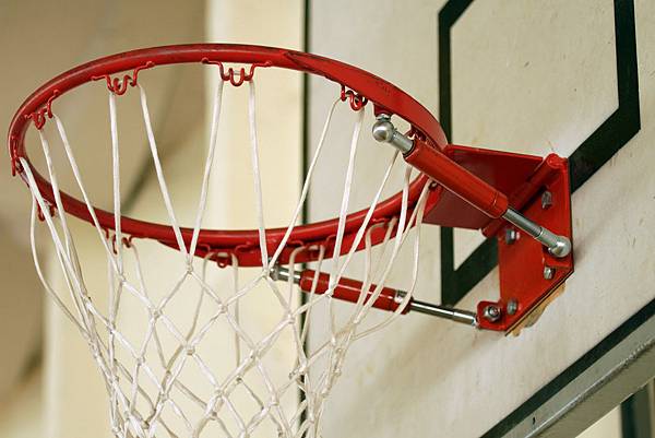basketball hoop_flickr_acidpix_6065170382