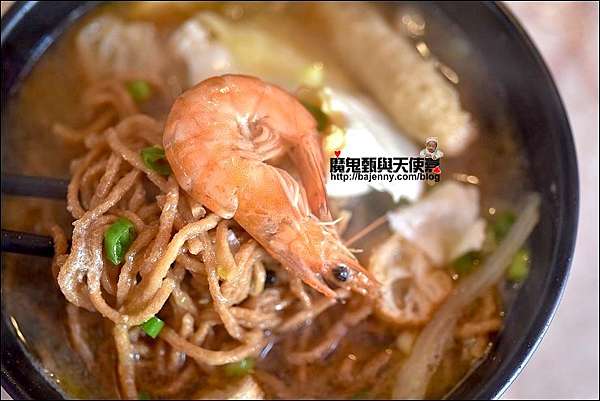 台南平價美食 好吃鍋燒意麵三連發 小豆豆 小茂屋 醇涎坊 魔鬼甄與天使嘉 痞客邦