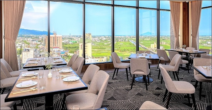 餐廳2.jpg 餐廳2.jpg