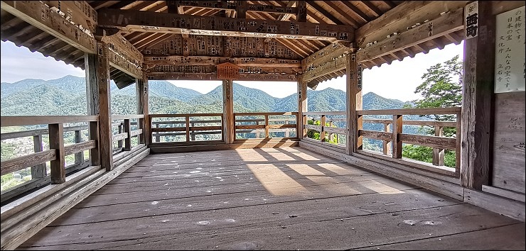 日本山形 日本山形