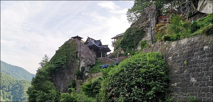 日本山形 日本山形