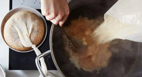 DME-Brew-01.jpg DME-Brew-01.jpg