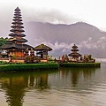 pura-ulun-danu-bratan-temple-bali-bedugul-lake-beratan.jpg