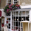 SALLY LUNN'S外觀,覺得好像很英國