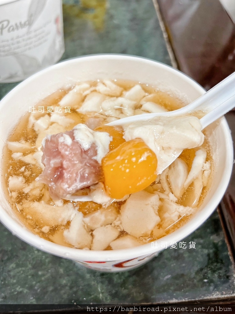 新北．永和區｜狄斯耐冰城｜解厄解餓!神明加持過的豆花?!來收