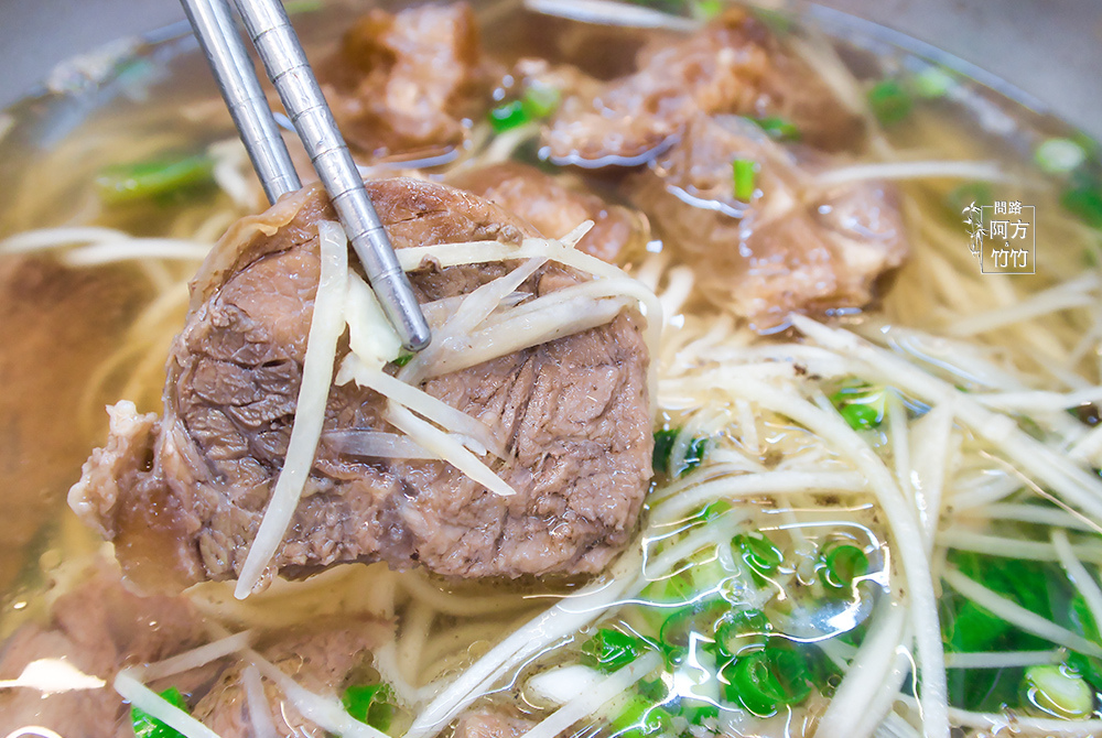 台中南屯在地美食鮮道口福牛肉麵牛肉麵台中牛肉麵牛肉麵推薦台中清燉牛肉麵牛肉麵台中台中牛肉麵ptt文心路美食鮮道口福牛肉麵向心店台中美食台中小吃南屯區牛肉麵問路天雲老師天界之舟方竹問路阿方竹竹小夫妻菜單20.jpg