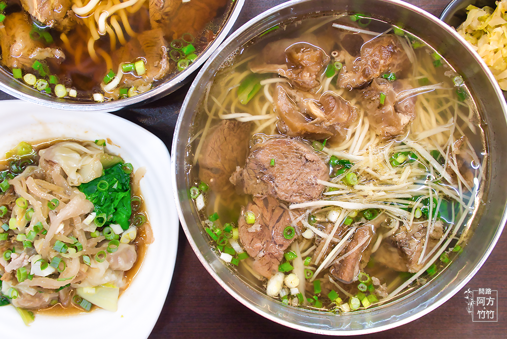 台中南屯在地美食鮮道口福牛肉麵牛肉麵台中牛肉麵牛肉麵推薦台中清燉牛肉麵牛肉麵台中台中牛肉麵ptt文心路美食鮮道口福牛肉麵向心店台中美食台中小吃南屯區牛肉麵問路天雲老師天界之舟方竹問路阿方竹竹小夫妻菜單22.png