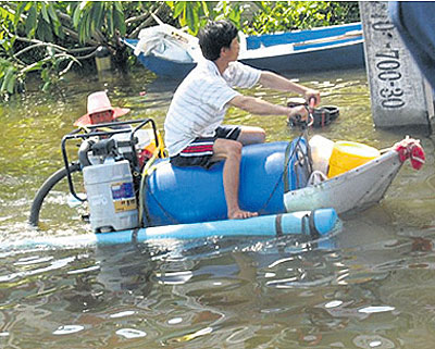 jet ski.jpg jet ski.jpg
