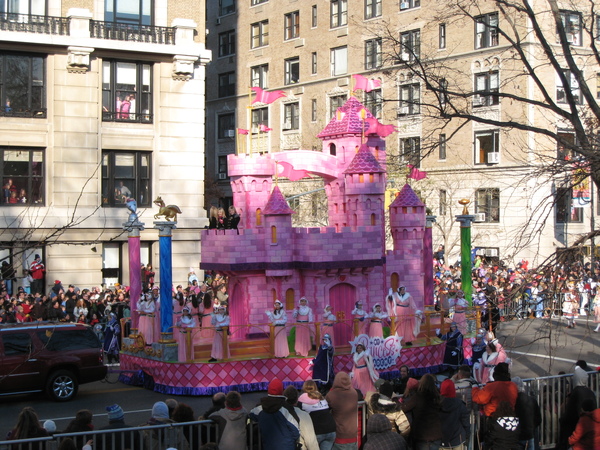 081127 NYC PARADE 176.JPG