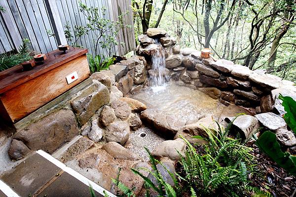 陽明山 出霧溫泉 Tsuwu Hot Spring