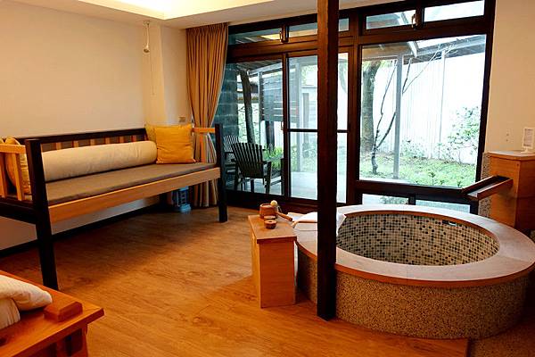 陽明山 出霧溫泉 Tsuwu Hot Spring