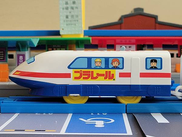 車窗是貼紙 車窗是貼紙