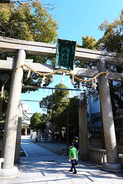 難波八阪神社