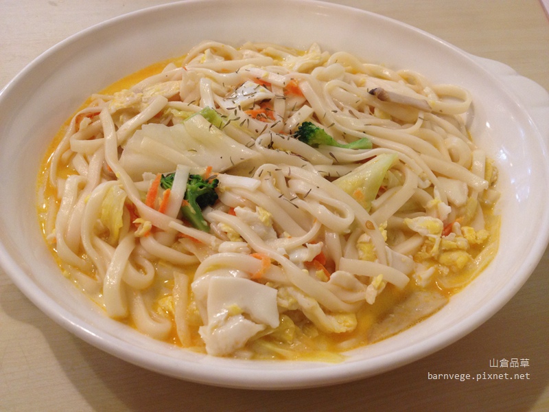 IMG_4323 牛奶辣炒麵.jpg IMG_4323 牛奶辣炒麵.jpg