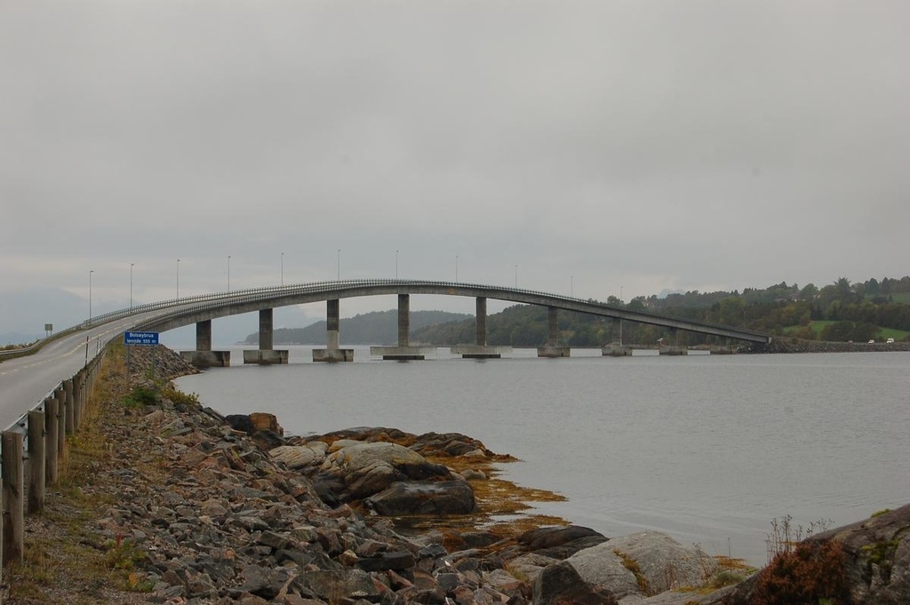 Bolsøy Bridge.jpg Bolsøy Bridge.jpg