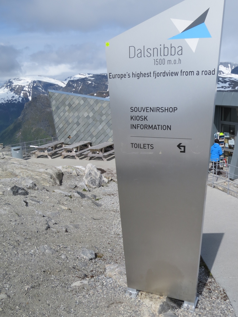 Dalsnibba_Geirangerfjord_BHsiung2016 (2).jpg Dalsnibba_Geirangerfjord_BHsiung2016 (2).jpg