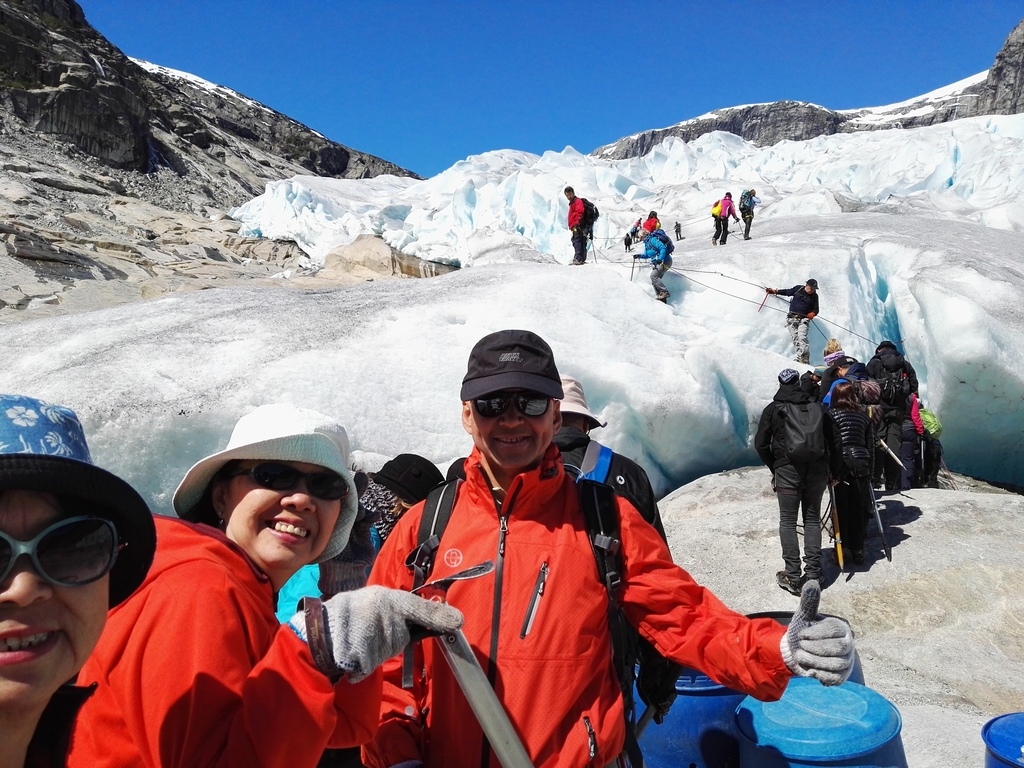 IMG_20160608_135647(1).jpg IMG_20160608_135647(1).jpg