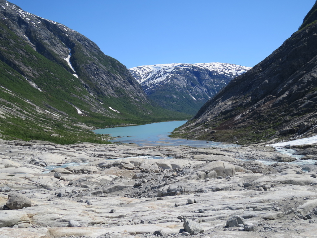 Jostedalsbreen_Norway_BHsiung2016 (3).jpg Jostedalsbreen_Norway_BHsiung2016 (3).jpg